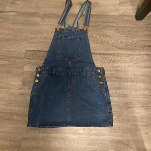 Jean jumper (overalls)
